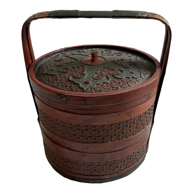 19th Century Lacquered Wedding Basket For Sale