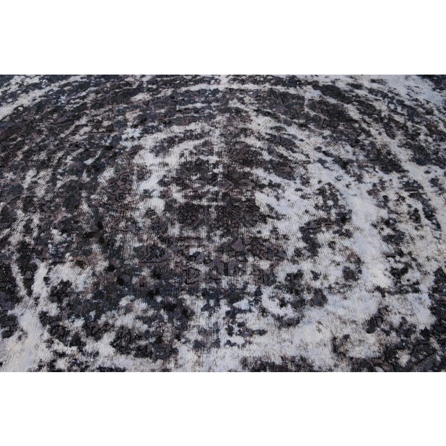 Textile Gray Vintage Distressed Handmade Abstract Wool Rug 7′7″ × 10′10″ For Sale - Image 7 of 9