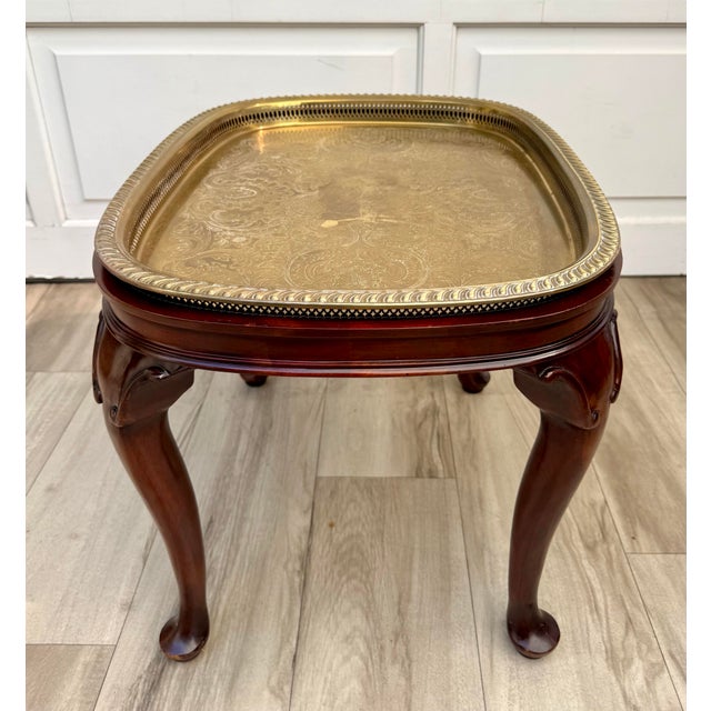 Mid-Century Queen Anne Style Mahogany Side Table With Engraved Brass Tray For Sale In Los Angeles - Image 6 of 18
