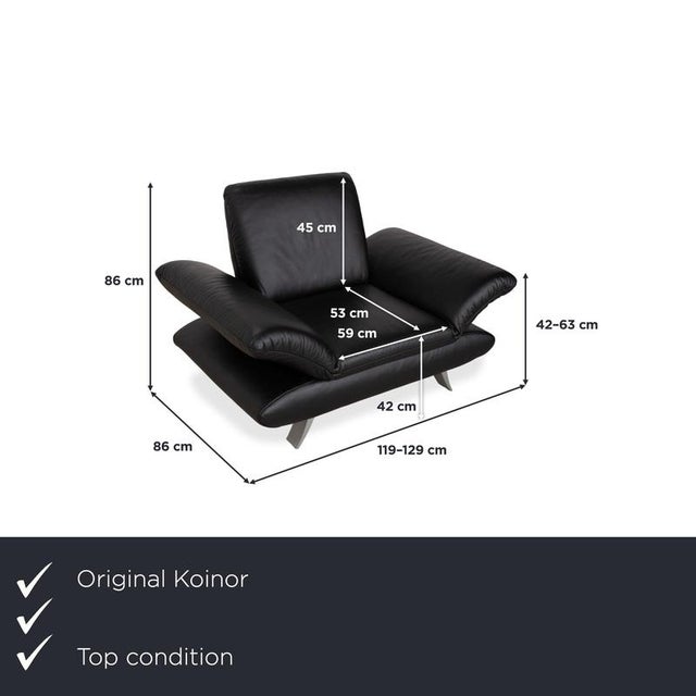 with this KOINOR Rossini, you'll bring a truly distinctive armchair into your living room. Its black leather and striking,...