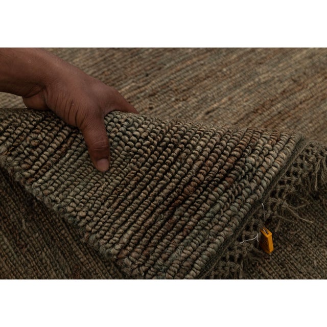 High Quality Hand Knotted Dark Green Jute Loop Pattern Solid Rug 5x7Ft. For Sale - Image 11 of 12