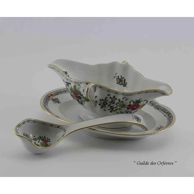 Ref. # Her 1948. Photo 585 Exquisite Hand-Painted Gravy/Sauce Boat & Ladle with Fleurs des Indes Colored Decoration by...