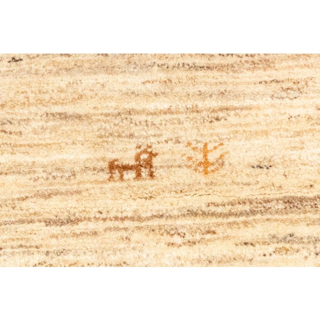 Middle Eastern Rug in Wool For Sale - Image 5 of 9