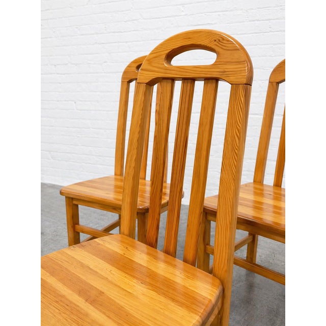 Vintage Solid Wood Slat Back Dining Chairs, Set of 6 – Scandinavian Minimalist Chairs, Light Oak Wood, Modern Farmhouse Seating For Sale In New York - Image 6 of 12