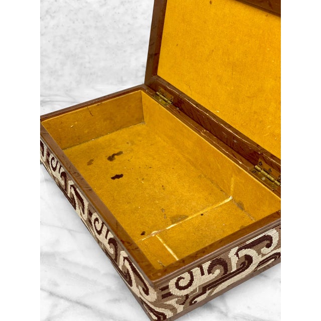 Wood Mid-Century Walnut Spiraled Motif Claw Foot Jewelry Dresser Storage Box For Sale - Image 7 of 11