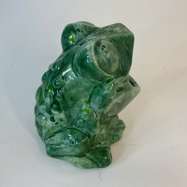 Mid-Century Americana Folk Art Ceramic Frog Ashtray, Artist Initialed For Sale - Image 9 of 12