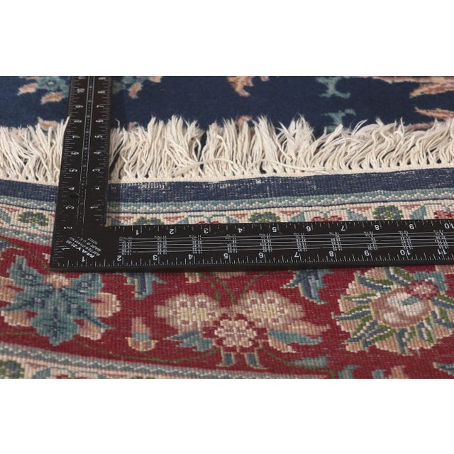 American Traditional Style Vintage Rug, 05'09 X 08'09 For Sale In Dallas - Image 6 of 10