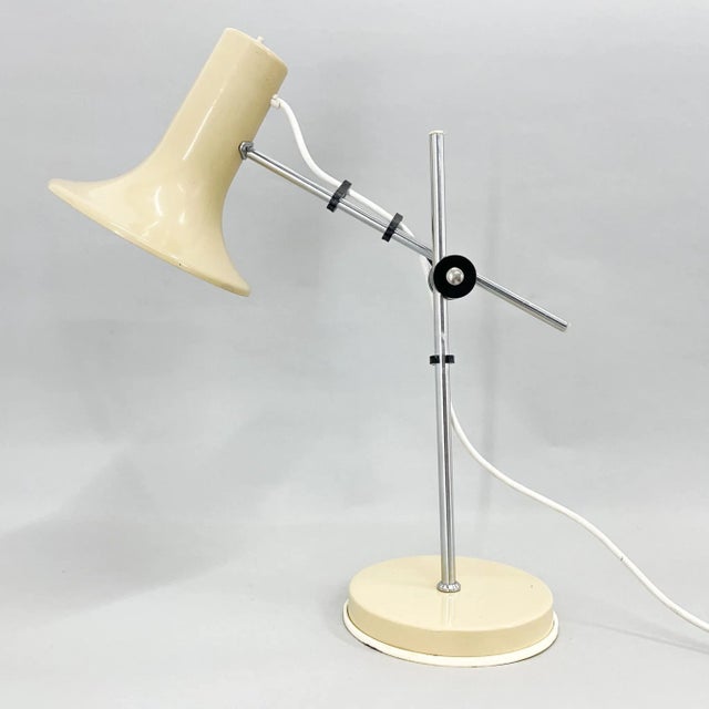 Adjustable Metal Table Lamp in Creamy Color, Hungary, 1970s For Sale - Image 11 of 13