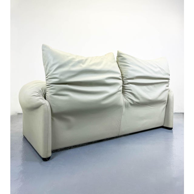Maralunga Sofa by Vico Magistretti for Cassina, 2010s For Sale - Image 9 of 10