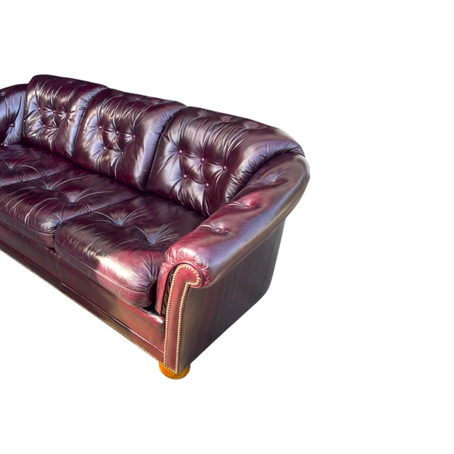 1980s Classic Oxblood Leather English Club Sofa With Tufted Back & Brass Trim For Sale - Image 10 of 11