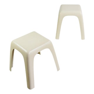 Midcentury Modern Beige Plastic Stools from Valenti Milano, 1980s, Set of 2 For Sale