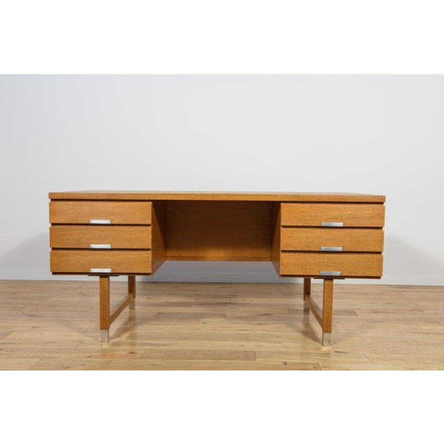 Mid-Century Modern Oak Desk from Eigil Petersens Møbelfabrik, Denmark, 1970s For Sale - Image 4 of 18