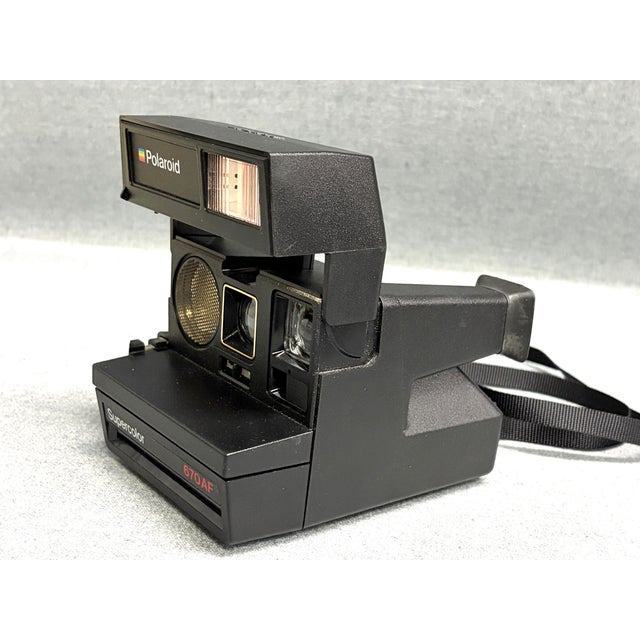 American Polaroid Supercolor 670 Af Instant Camera For Sale - Image 3 of 8