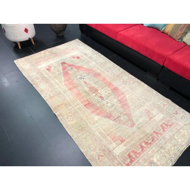 1960s Vintage Distressed Faded Turkish Anatolian Dove Gray and Red Color Rug For Sale - Image 5 of 11