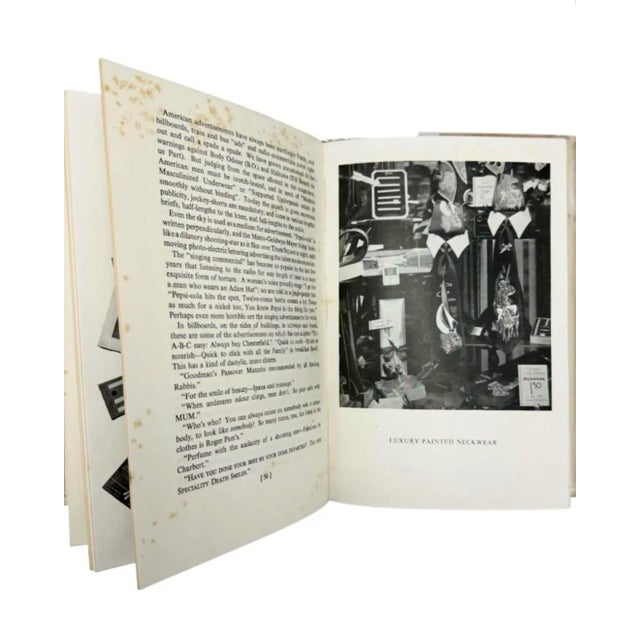 Beige Portrait of New York by Cecil Beaton 1948 First Revised Edition Hardcover Book For Sale - Image 8 of 13