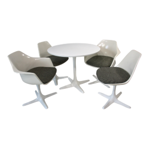 Mid Century Tulip Table and Chairs Set by Burke in the Style of Saarinen