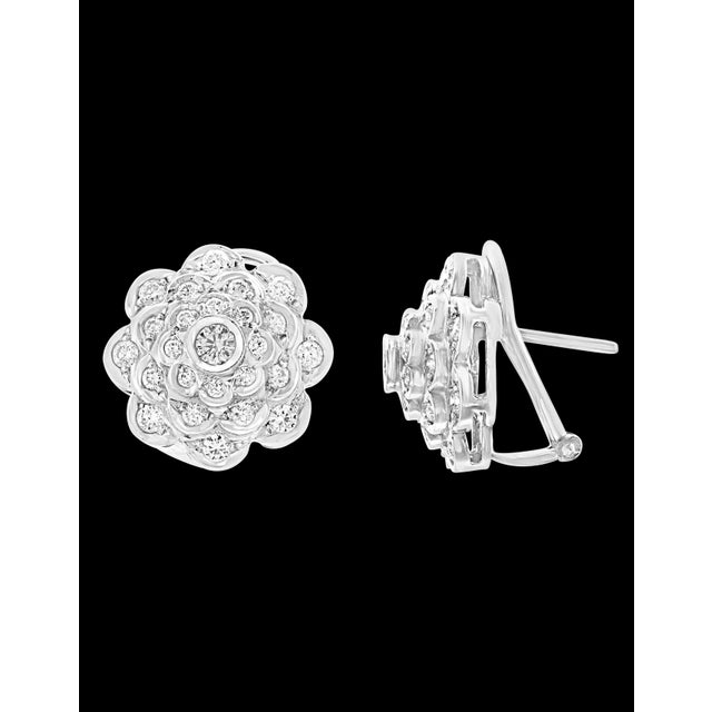 2.8 Carat Diamond VS Quality Flower/Cluster Earring 18 Karat White Gold For Sale - Image 18 of 18