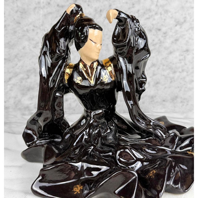 Vintage Asian Chinoiserie Hollywood Regency Women Dancer Porcelain Sculpture For Sale - Image 6 of 9