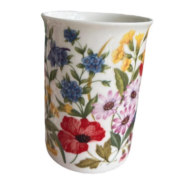 Vintage Florets Roy Kirkham Wild Flowers Bone China Mugs- Set of 4 For Sale - Image 4 of 8