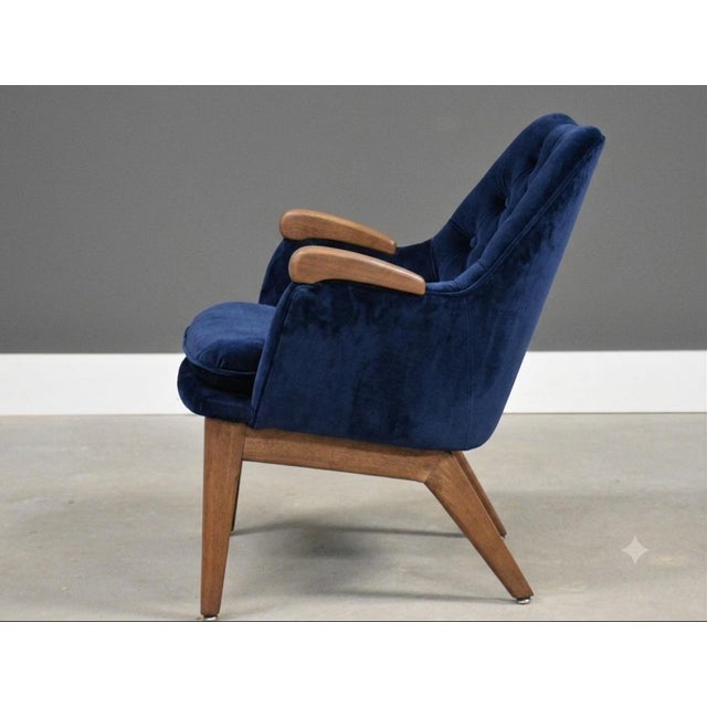 Adrian Pearsall Refinished Petite Walnut Blue Velvet Lounge Chair by Adrian Pearsall For Sale - Image 4 of 7