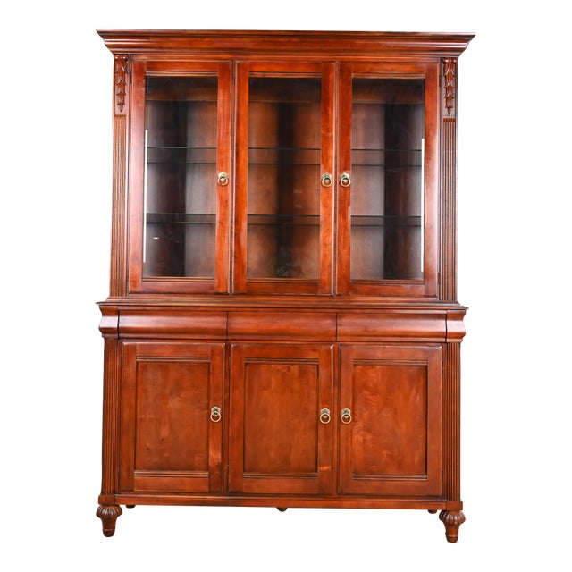 Ethan Allen French Regency Louis XVI Carved Cherry Wood Lighted Breakfront Bookcase or Display Cabinet For Sale