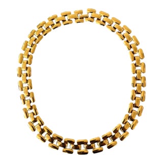 Vintage Trifari Gold Tone Necklace. For Sale
