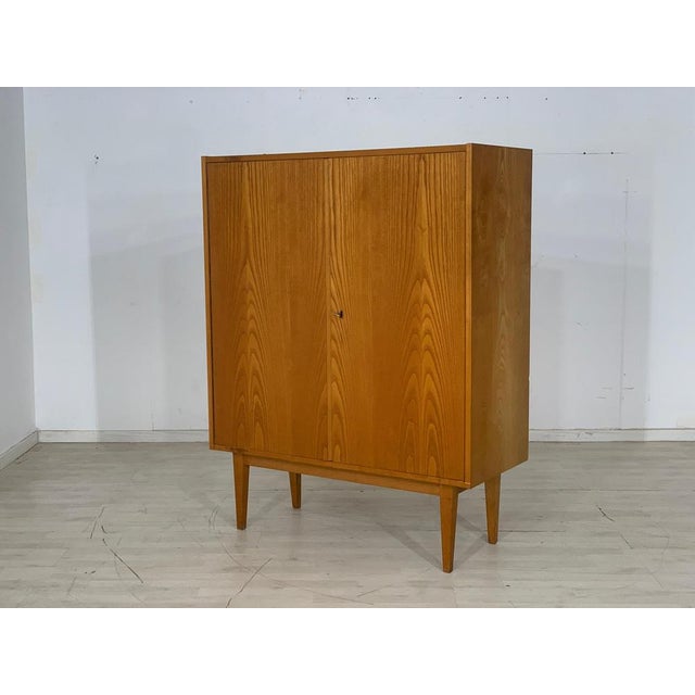 Mid-Century Linen Cabinet, 1960s For Sale - Image 6 of 11