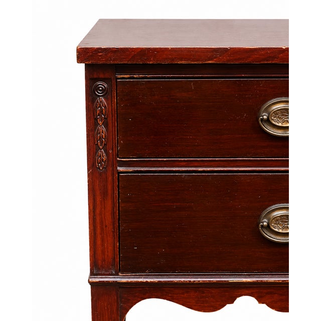 Vintage Wooden Nightstands – Matching Pair For Sale In New York - Image 6 of 6