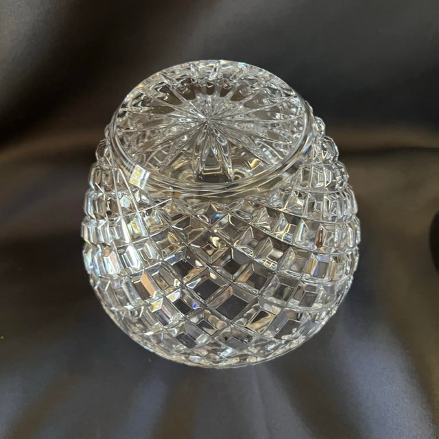 Glass Fifth Avenue Crystal Lidded Ginger Jar – Heavy Cut Crystal Vanity Vessel For Sale - Image 7 of 12