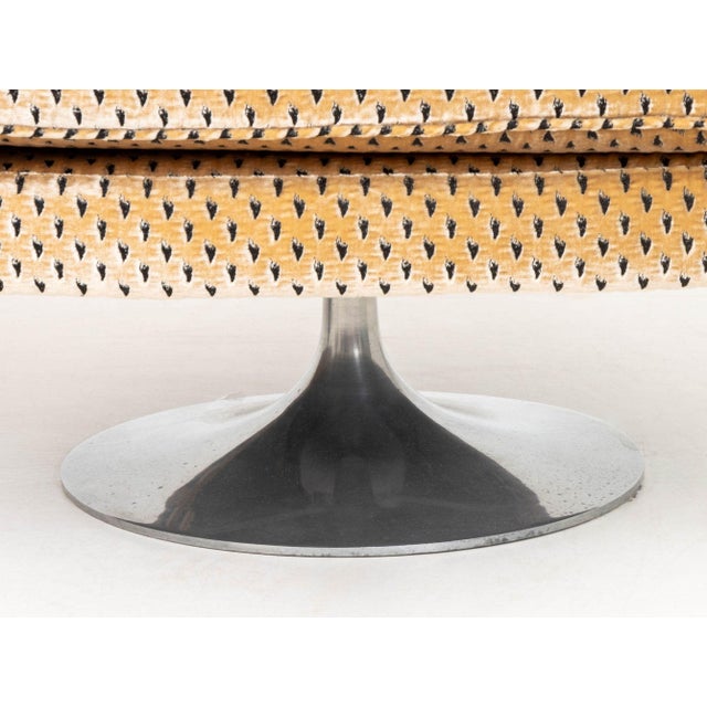 Late 20th Century Milo Baughman Style Upholstered Tub Chairs, Pair For Sale - Image 5 of 6