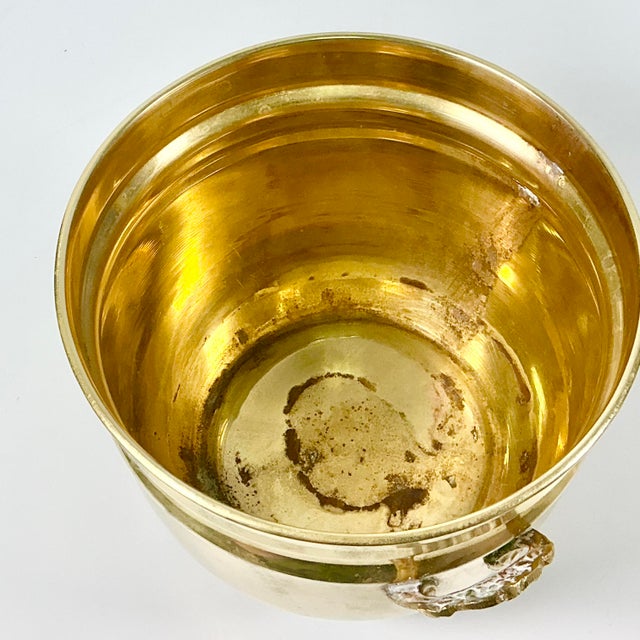 Mid-Century Hollywood Regency Boho Chic English Traditional Style 3-Footed Brass Planter For Sale - Image 11 of 11