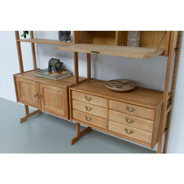 Danish Freestanding Oak Bookcase attributed to Henning Kjærnulf for Nyrup Møbler, 1960s For Sale - Image 16 of 18