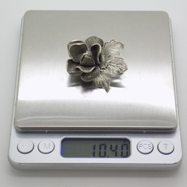 Vintage Italian Handmade Silver Rose-Shaped Brooch in Silver Filigree, Genoa, 1980s For Sale - Image 12 of 15