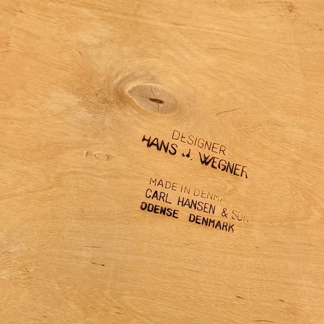 Mid-Century Modern CH30 Chairs by Hans J. Wegner for Carl Hansen & Son, 1960s, Set of 5 For Sale - Image 3 of 9