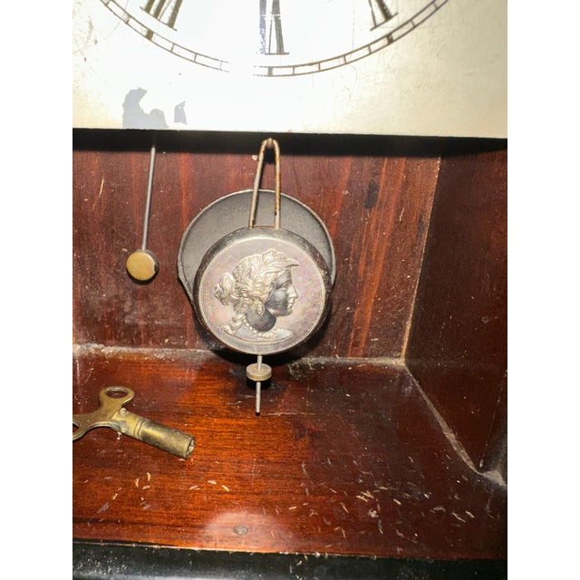 Functional 19th-C. Wm. L. Gilbert "Chromo Time" Walnut Cottage Mantel Clock With Key For Sale In Philadelphia - Image 6 of 7