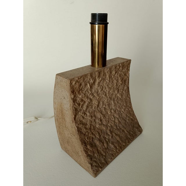 Large Brutalist Italian Table Lamp in Travertine, 1970s For Sale - Image 9 of 14