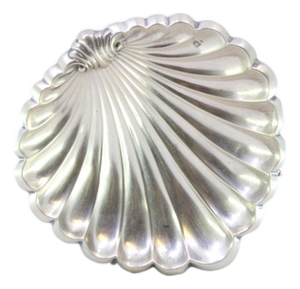 Shell-Shaped Bowl with Fish-Shaped Feet
