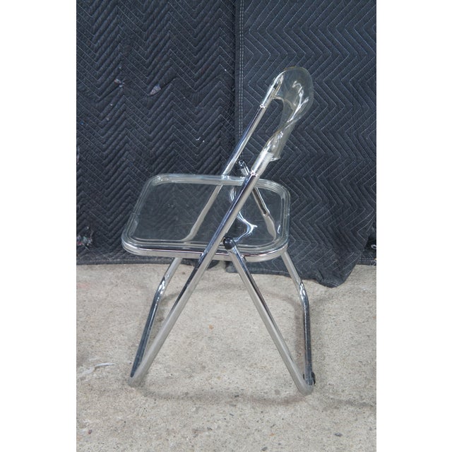 1970s Set of 8 Italian Mid Century Modern Acrylic Lucite Tubular Chrome Folding Chairs For Sale - Image 6 of 9