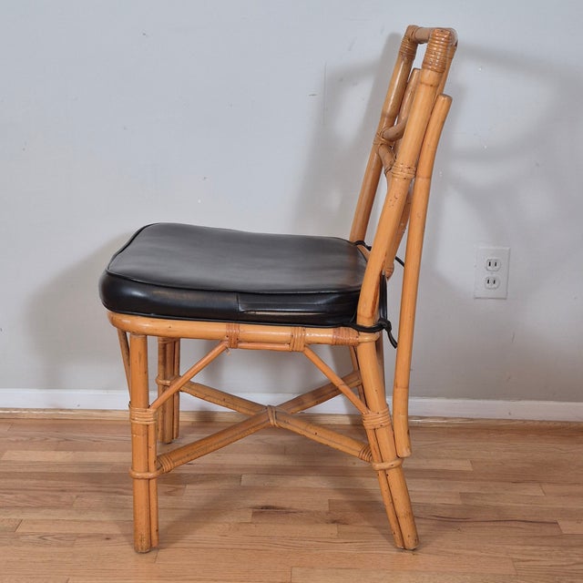1970s Chinese Chippendale Rattan Side Chair Desk Accent Chair W/ Black Faux Leather Cushion For Sale In Washington DC - Image 6 of 10