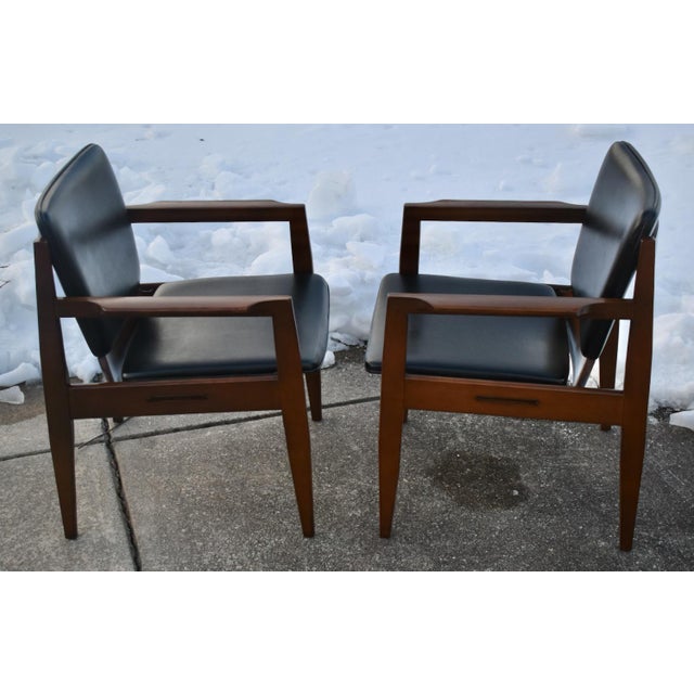 Thonet Walnut Arm Chairs Mid Century Modern Black Vinyl Pair Office For Sale In Philadelphia - Image 6 of 11