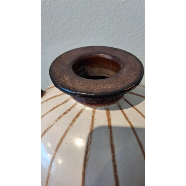 2000 - 2009 Chulucanas Vase For Sale - Image 5 of 5