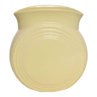 Vintage Butter Yellow Fiestaware Millennium II Vase Designed by Homer Lauglin For Sale