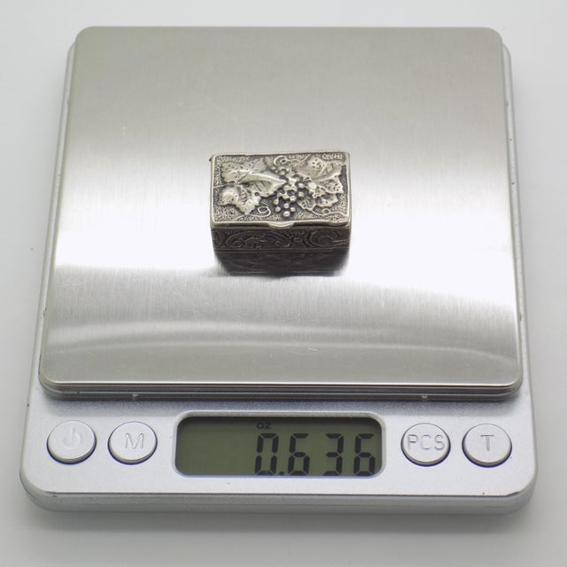 Vintage Italian Handmade Silver Potpourri Box with Fruits, Tuscany, Italy, 1970s For Sale - Image 9 of 11