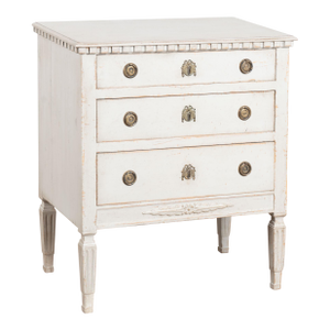 Late 19th Century Swedish White Gustavian Style Small Chest of Three Drawers Nightstand