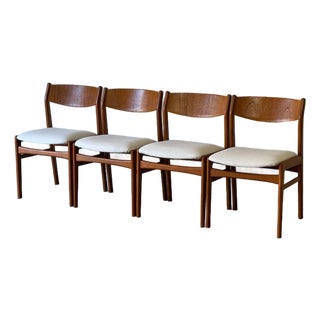 Dux Teak Dining Chairs Set of 4 With Light Upholstery Danish Mid-Century Modern 1960s For Sale