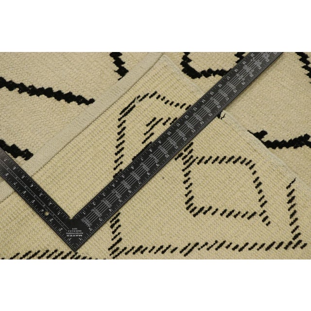 Moroccan Style Rug - 09'02 X 12'06 For Sale In Dallas - Image 6 of 10