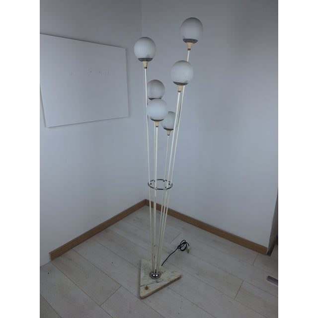 Mid-Century Modern Alberello Floor Lamp in Iron and Brass with Opal Glass Spheres and Triangular Marble Base from Stilnovo, 1950s For Sale - Image 3 of 18