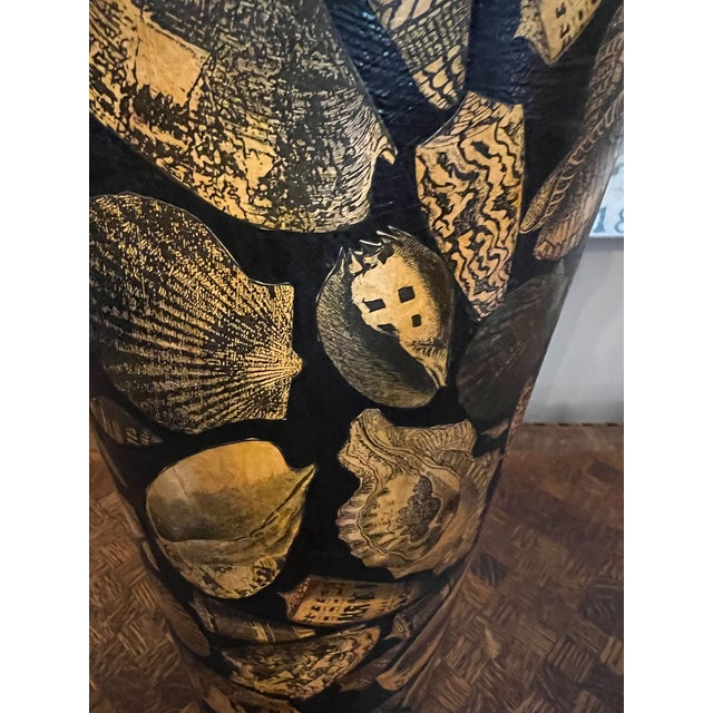 Vintage English Planter Jardiniere Urn Shell Decoupage Black Tole Coastal Décor For Sale - Image 15 of 17