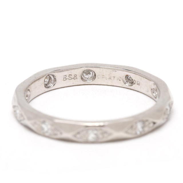 Early 21st Century 0.15ctw Diamond Faceted Band, Platinum, Ring Size 5, Stackable For Sale - Image 5 of 6