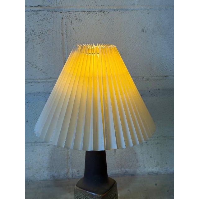 1970s Ceramic Table Lamp With Pleated Paper Shade Danish Mid-Century Modern 1970s For Sale - Image 5 of 10